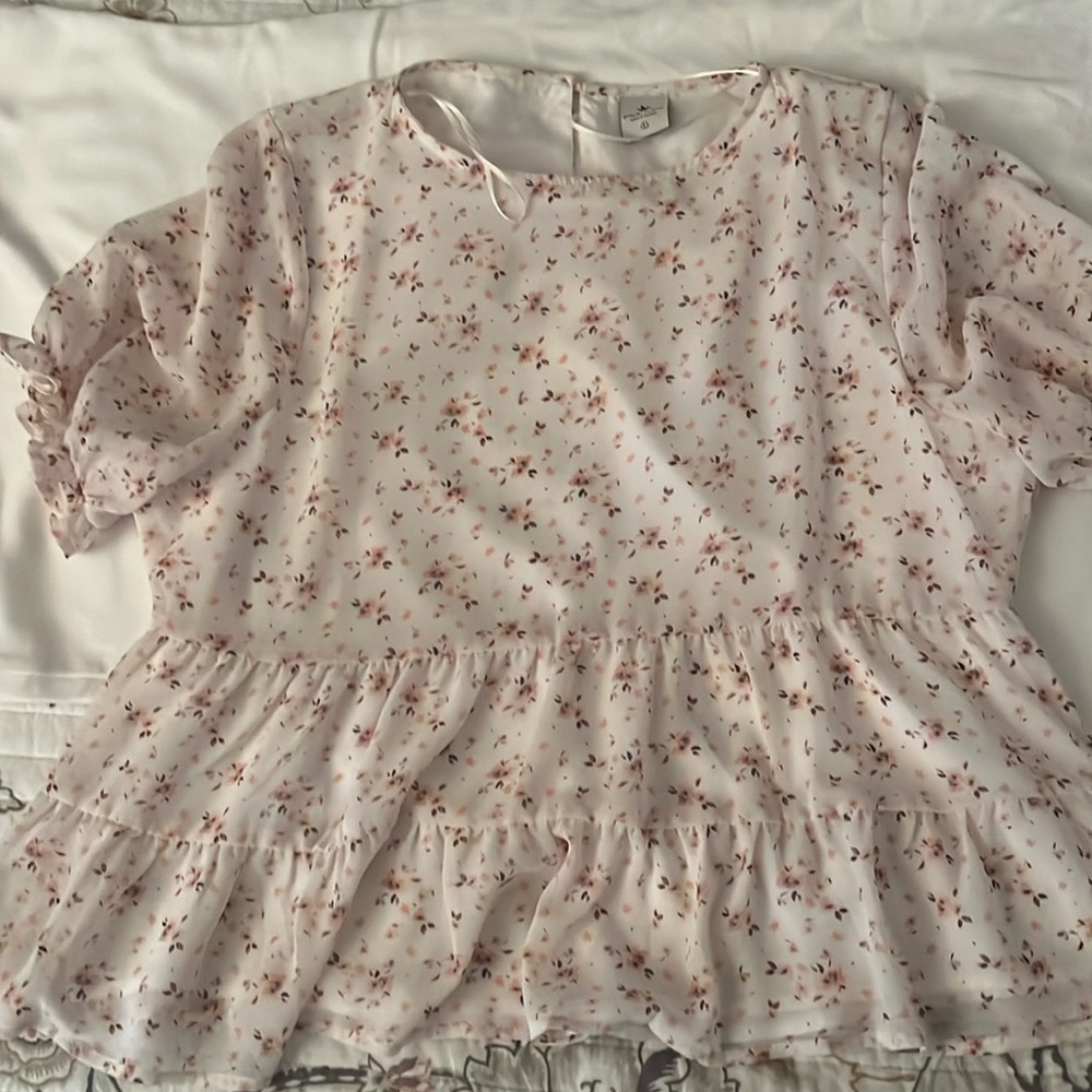 Pink top with flowers